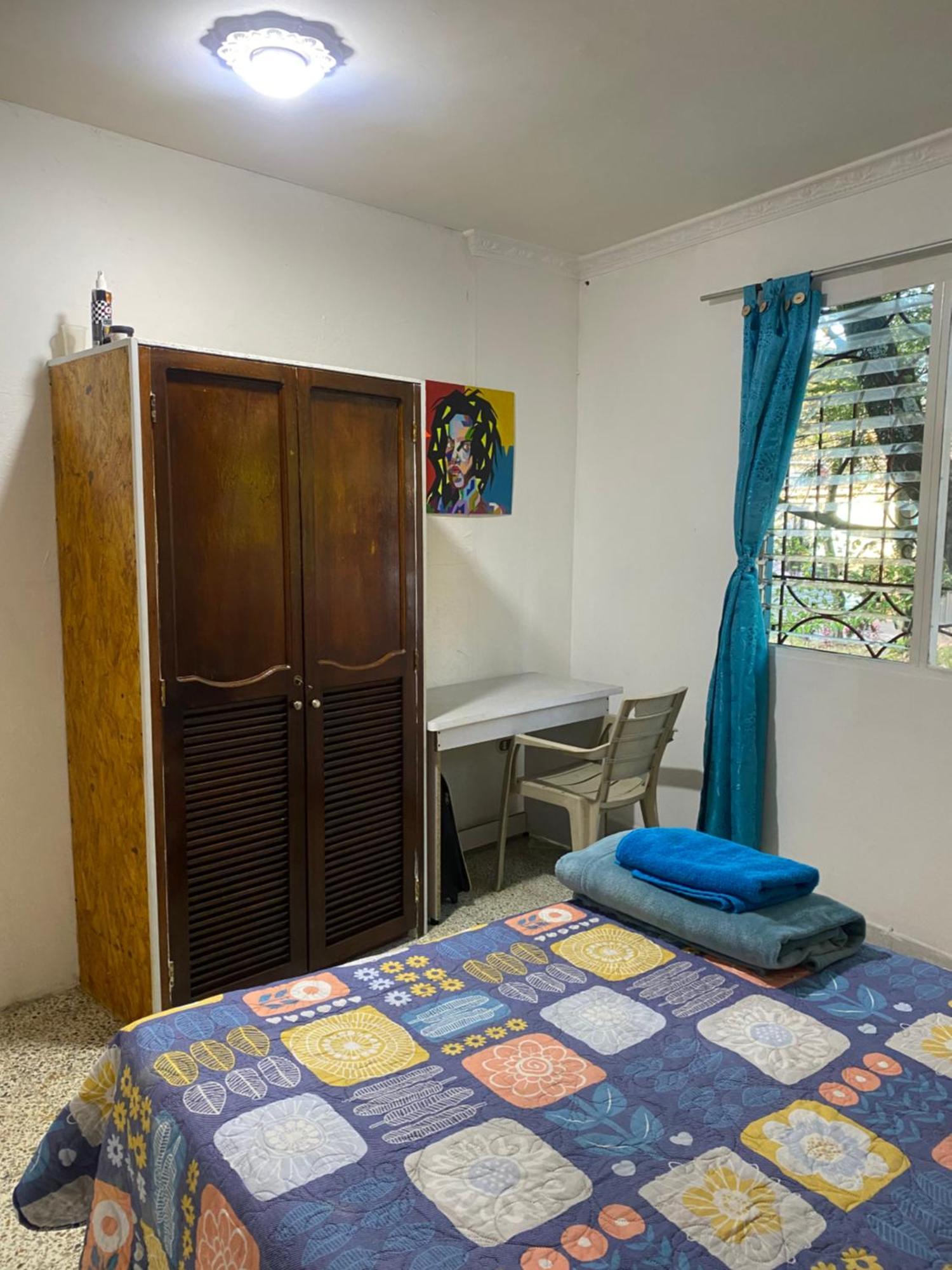 Hostel Kumho Alojamiento Medellín Kültér fotó